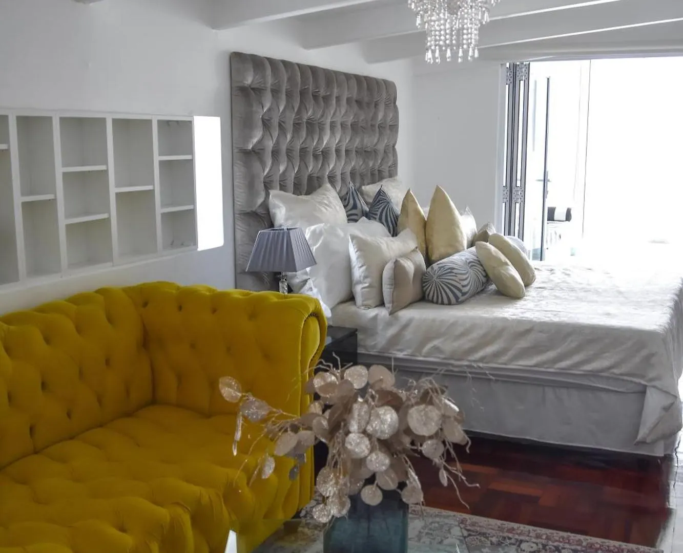 Posh Spot On The Beachfront Sleeps 5 Port Elizabeth South Africa